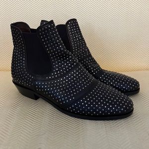 NWT Boemos studded chelsea style ankle boots